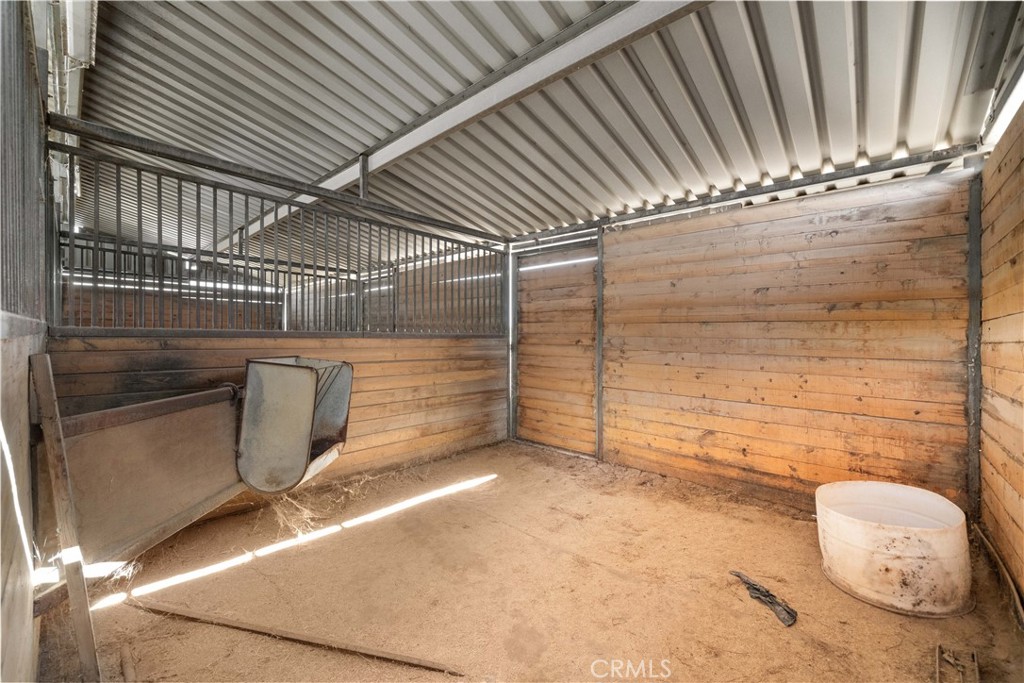 11670 Nevada Road Phelan, CA 92371 - Photo 29 of 36