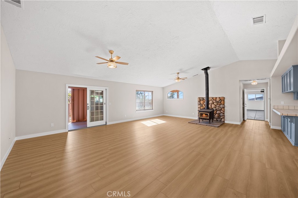 11670 Nevada Road Phelan, CA 92371 - Photo 3 of 36