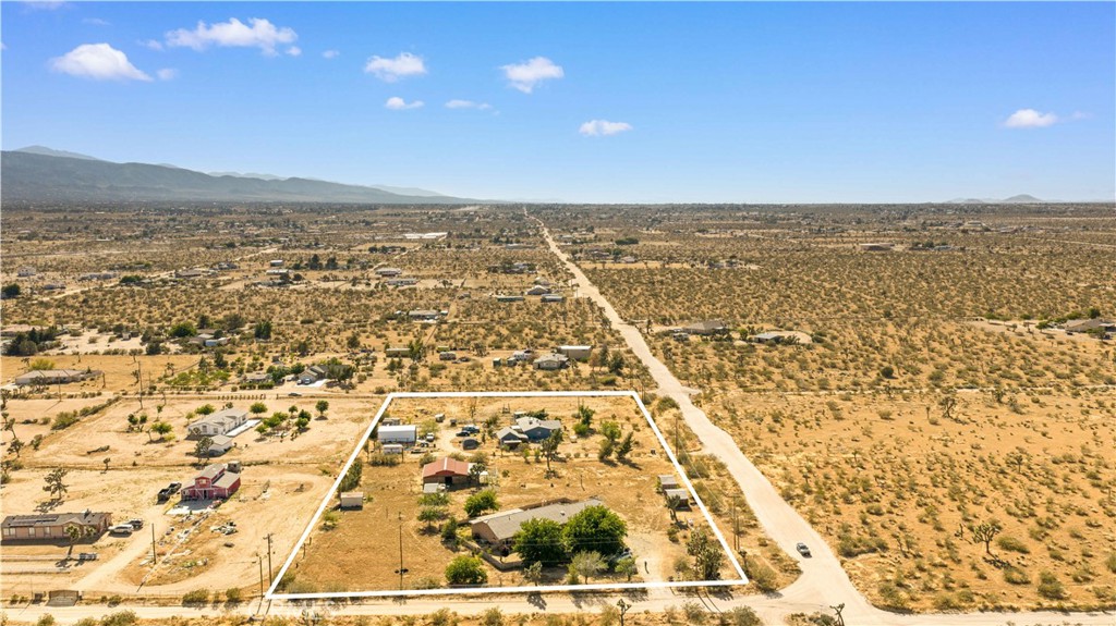 11670 Nevada Road Phelan, CA 92371 - Photo 34 of 36