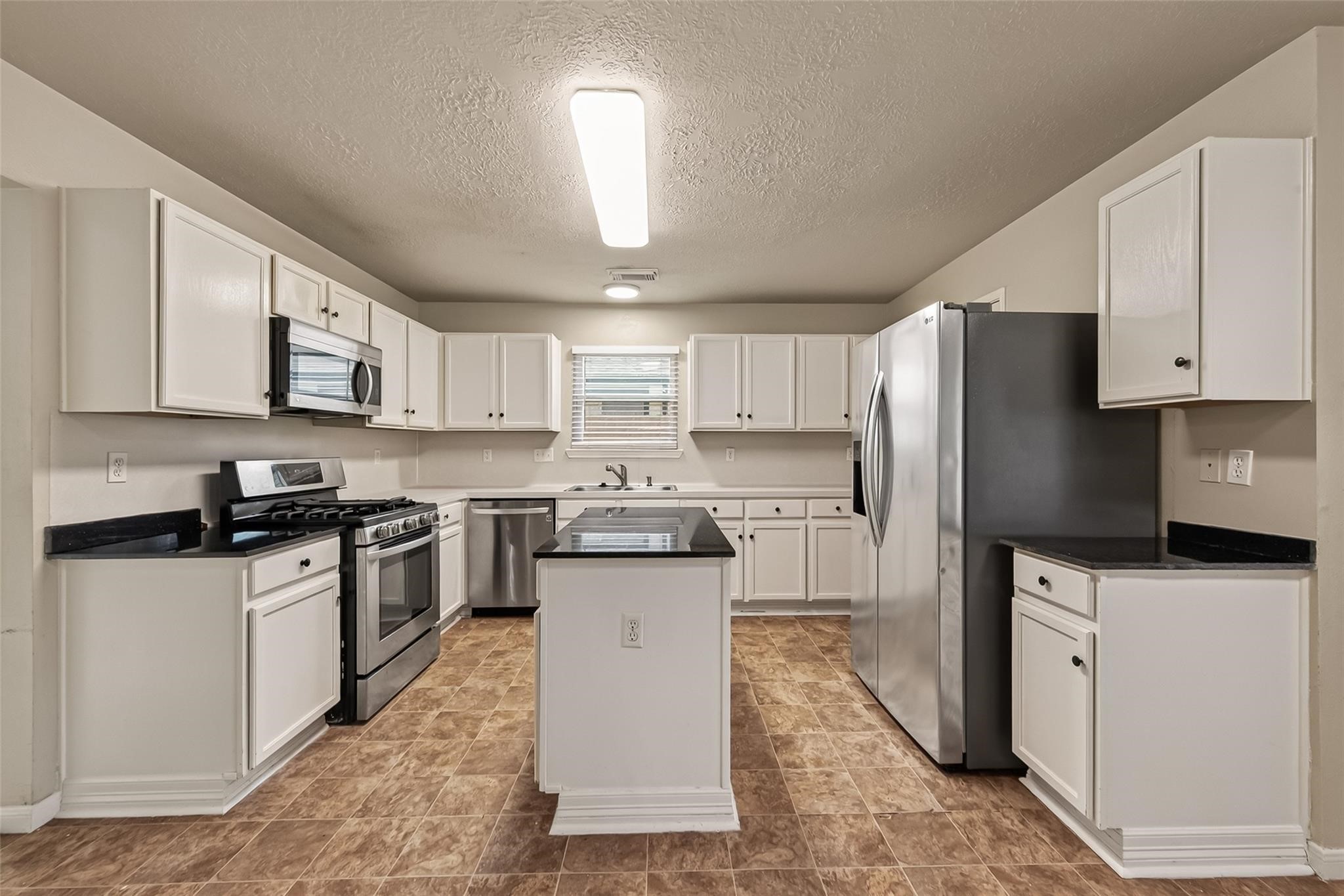 6631 Greenhouse Road Katy, TX 77449 - Photo 25 of 50 Gallery Image 25