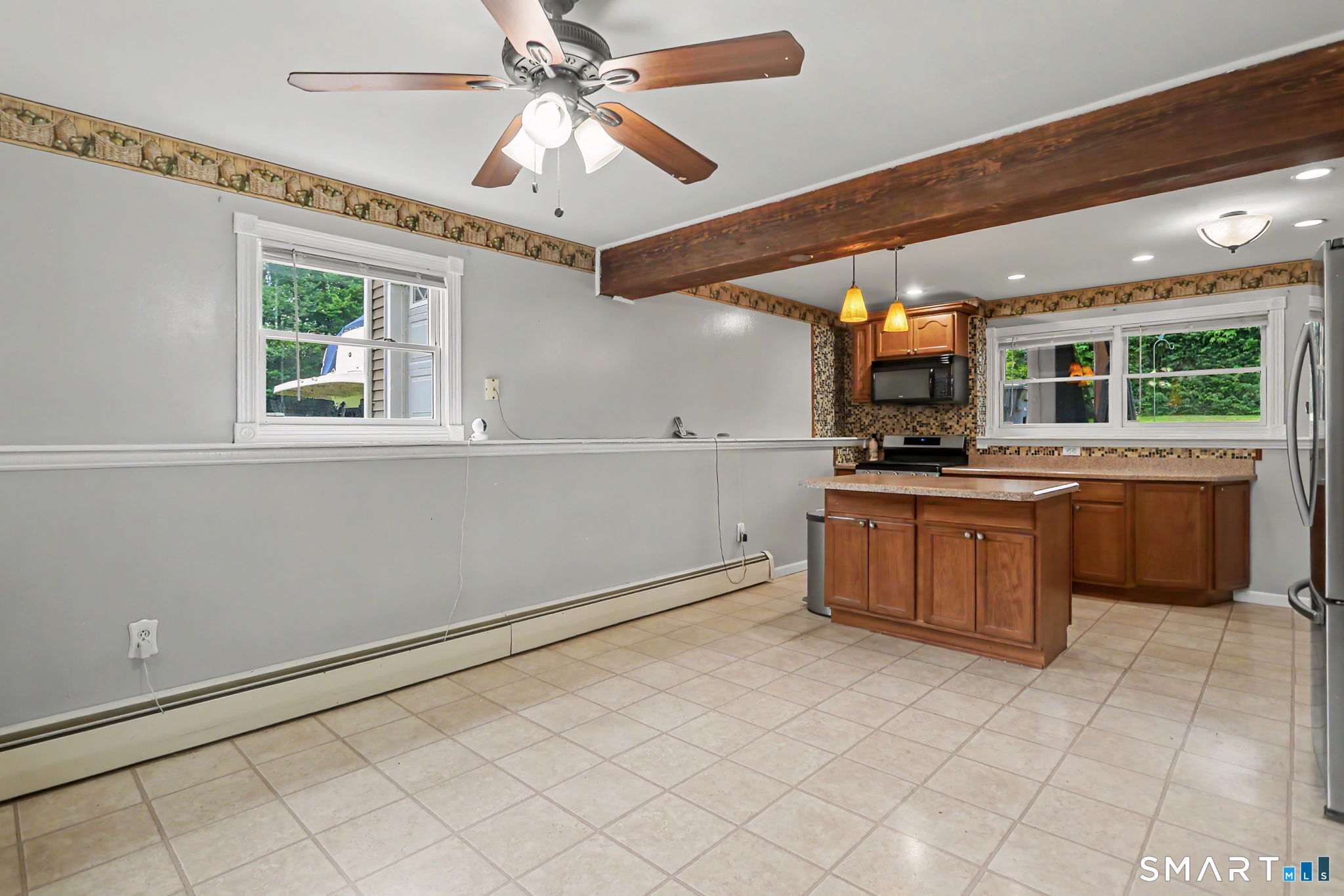 79 Green Meadow Road Milford, CT 06461 - Photo 8 of 35
