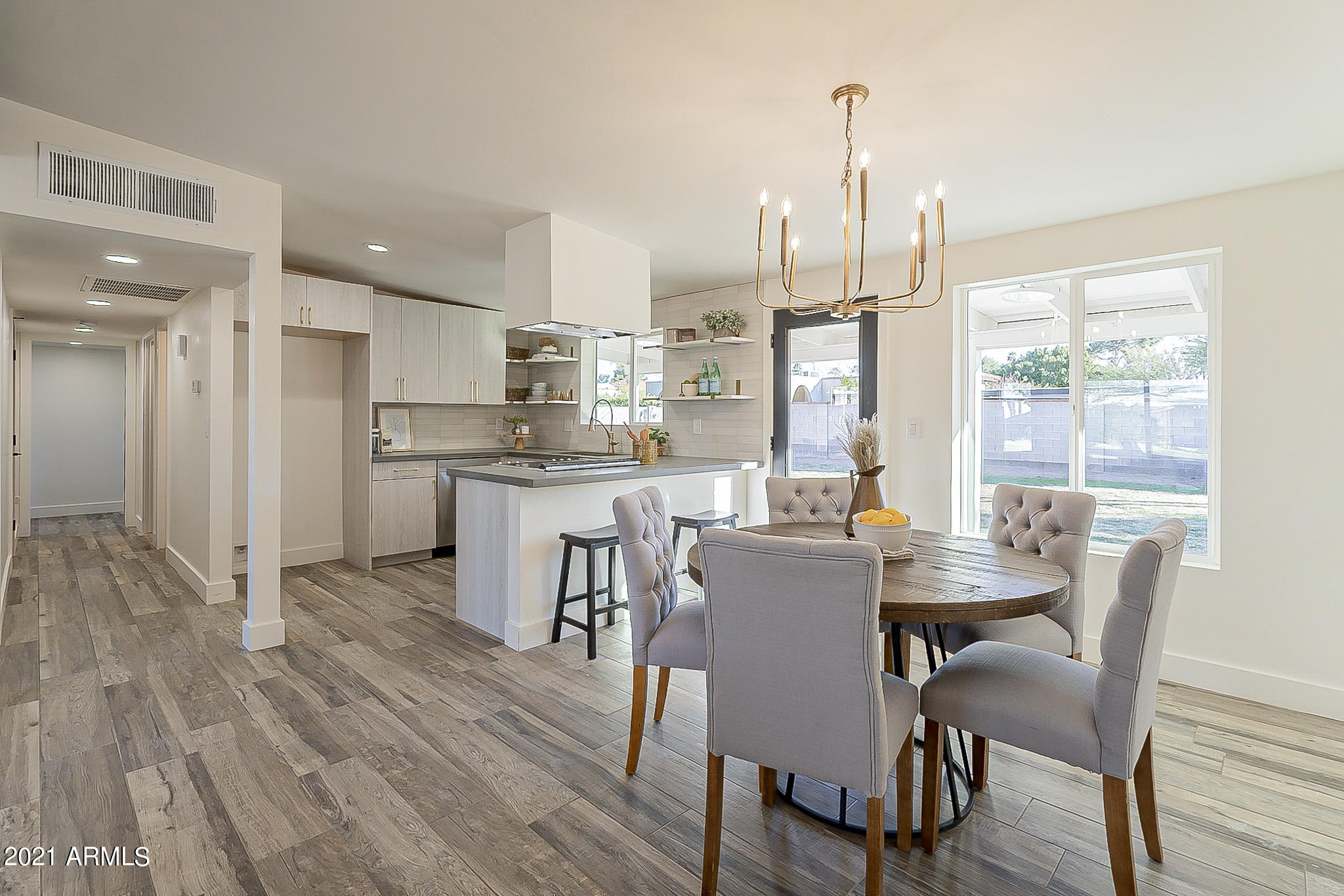 1509 East Rancho Drive Phoenix, AZ 85014 - Photo 12 of 34 Rancho-13