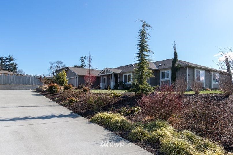 864 Oak Tree Ridge Sequim, WA 98382 - Photo 1 of 25 Gallery Image 1