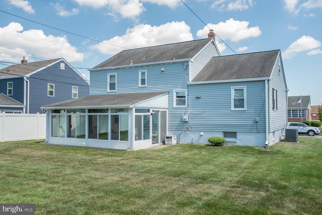 115 David Road Wilmington, DE 19804 - Photo 3 of 29 Gallery Image 3