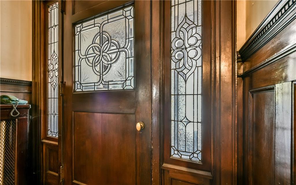 6329 Darlington Road Pittsburgh, PA 15217 - Photo 2 of 25 Gallery Image 2