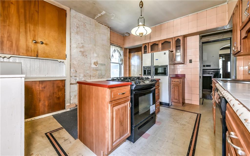 6329 Darlington Road Pittsburgh, PA 15217 - Photo 11 of 25 Gallery Image 11