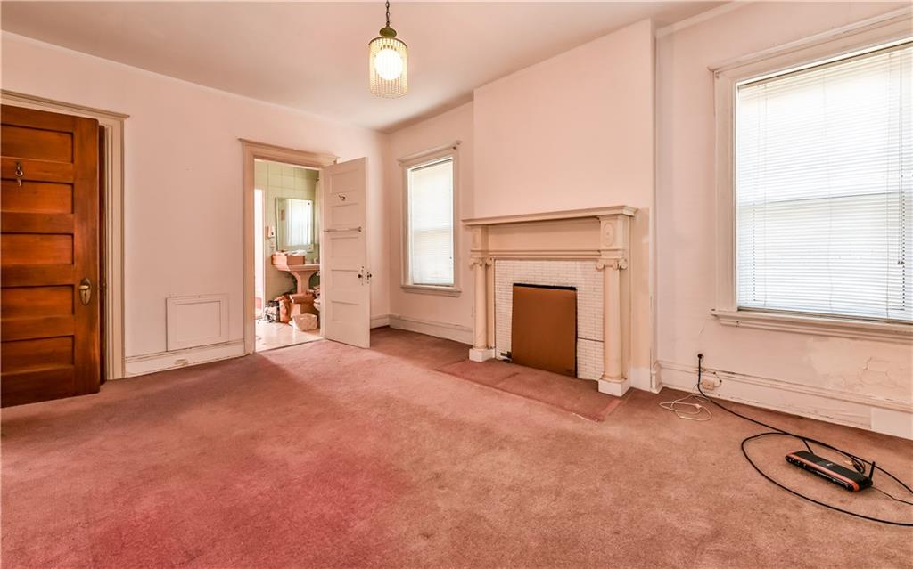 6329 Darlington Road Pittsburgh, PA 15217 - Photo 14 of 25 Gallery Image 14