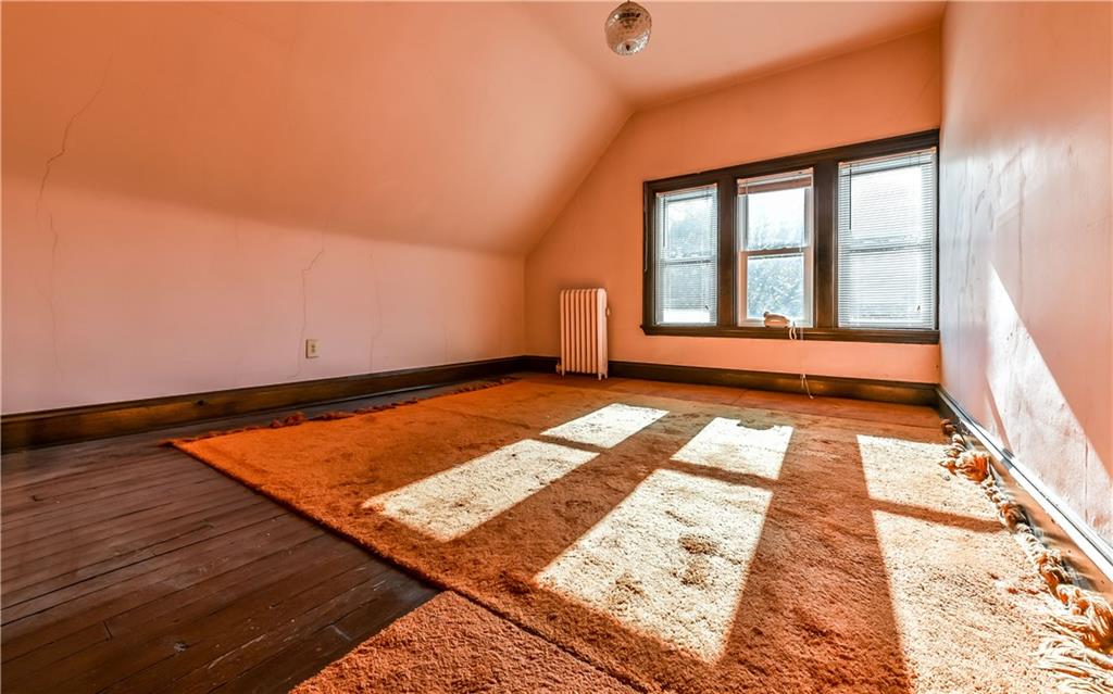 6329 Darlington Road Pittsburgh, PA 15217 - Photo 19 of 25 Gallery Image 19