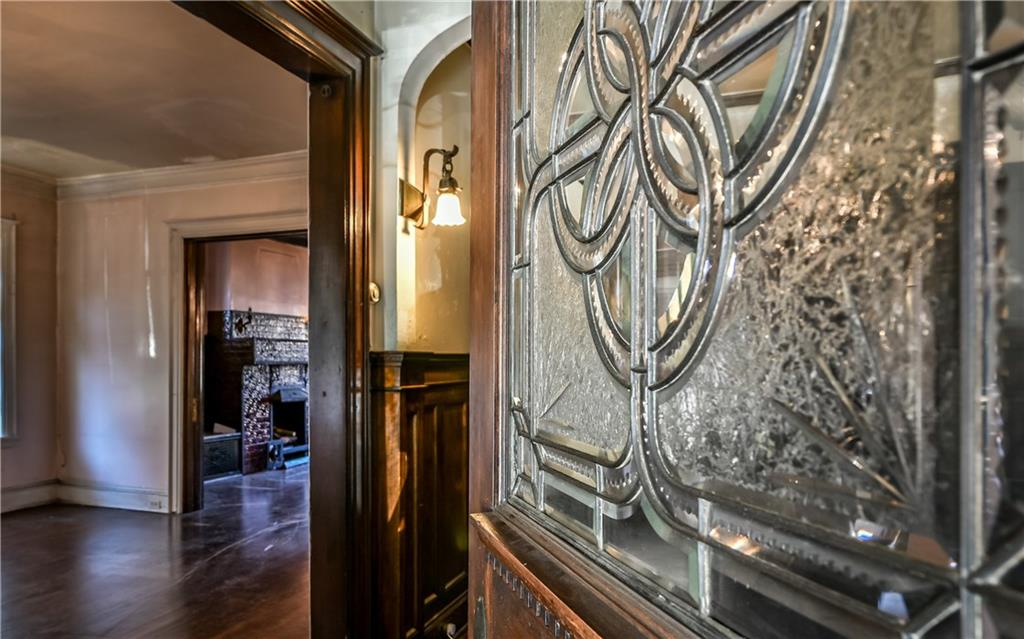 6329 Darlington Road Pittsburgh, PA 15217 - Photo 3 of 25 Gallery Image 3
