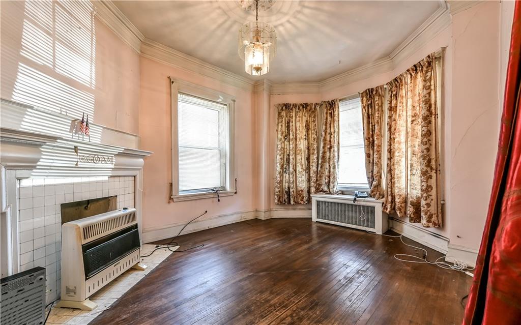 6329 Darlington Road Pittsburgh, PA 15217 - Photo 4 of 25 Gallery Image 4