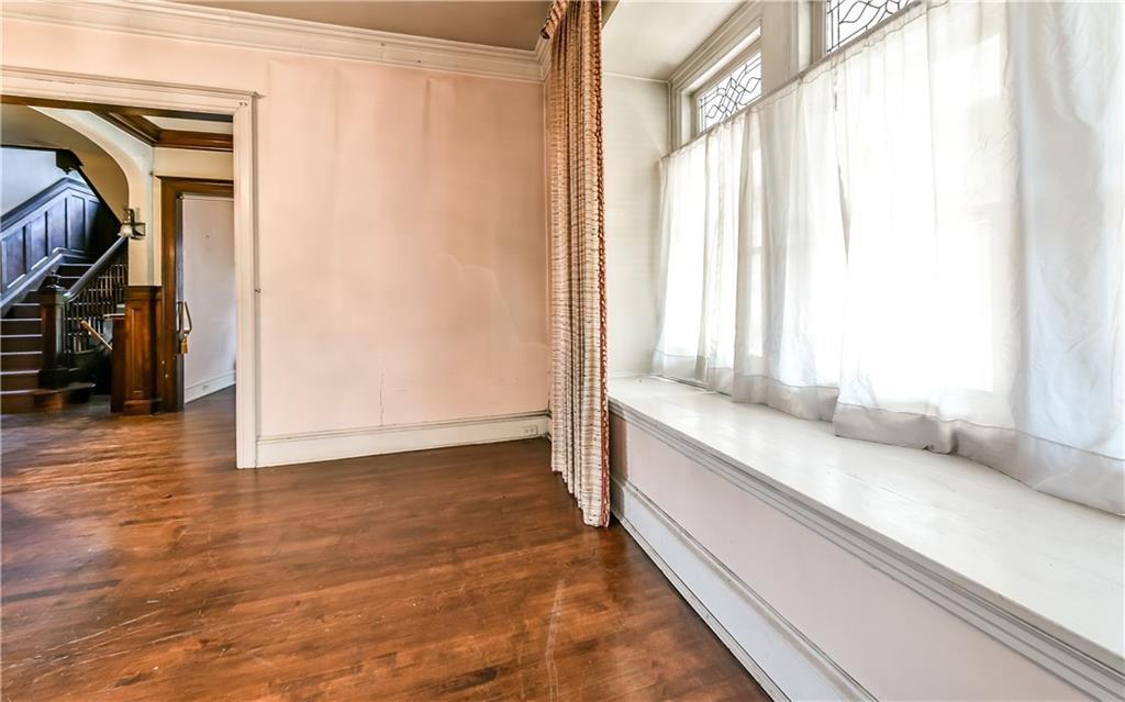6329 Darlington Road Pittsburgh, PA 15217 - Photo 6 of 25 Gallery Image 6