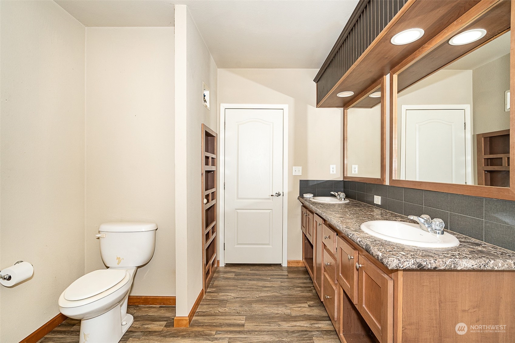 1101 South Scheuber Road, Unit 24 Centralia, WA 98531 - Photo 24 of 29 a bathroom with a granite countertop sink toilet and shower