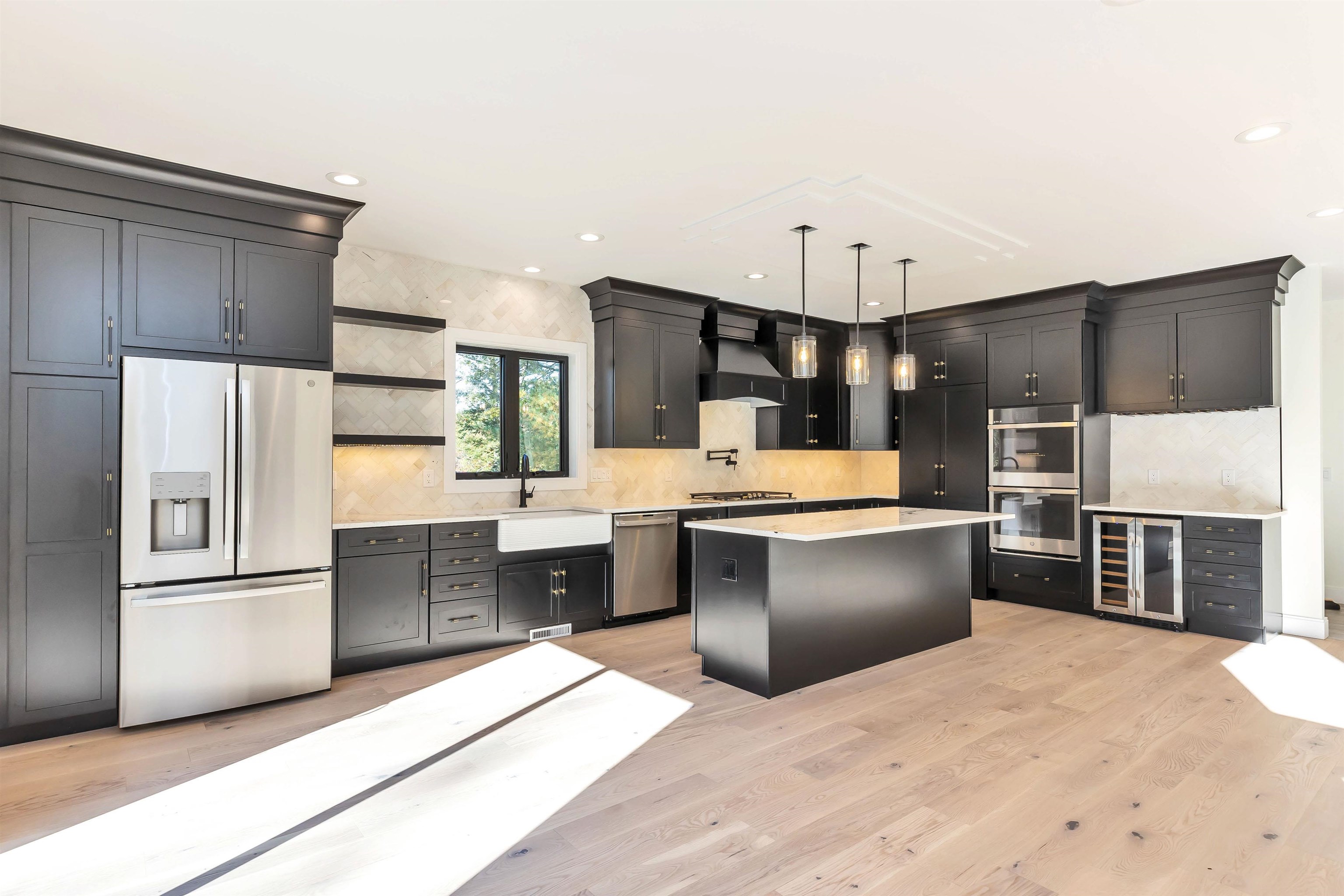 25 Indian Rock Road Bedford, NH 03110 - Photo 8 of 37