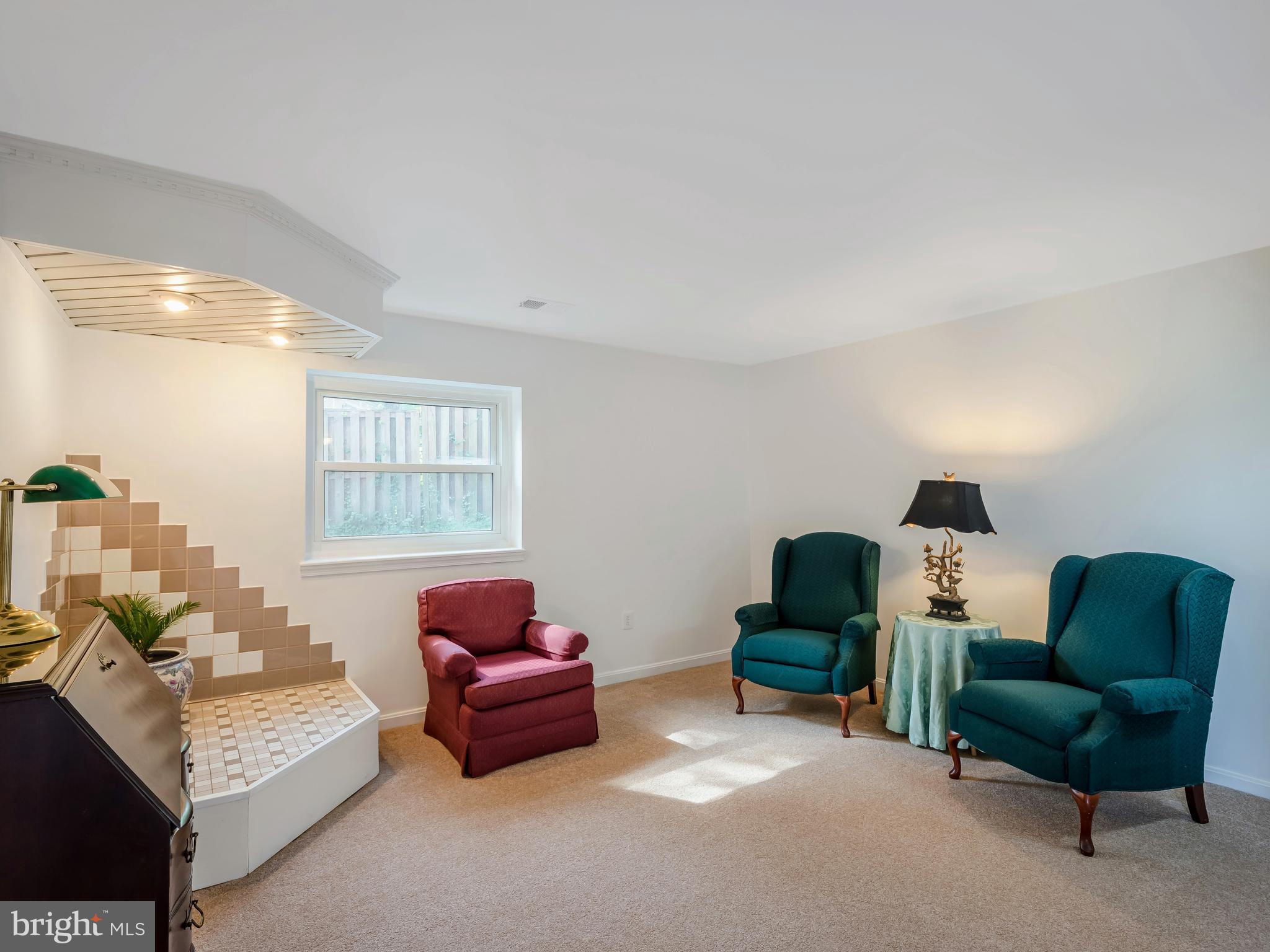 18505 Cabin Road Triangle, VA 22172 - Photo 20 of 29 Lower Living Area