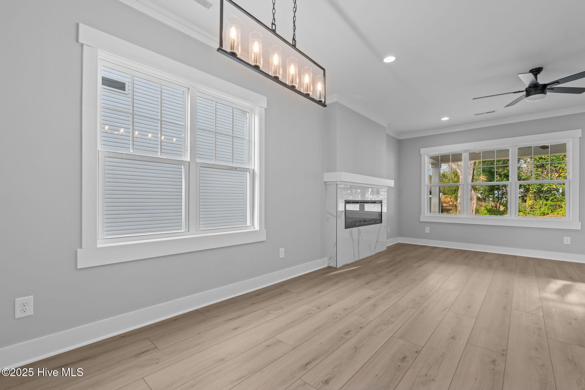 408 Summit Street Aberdeen, NC 28315 - Photo 5 of 37 Dining Area