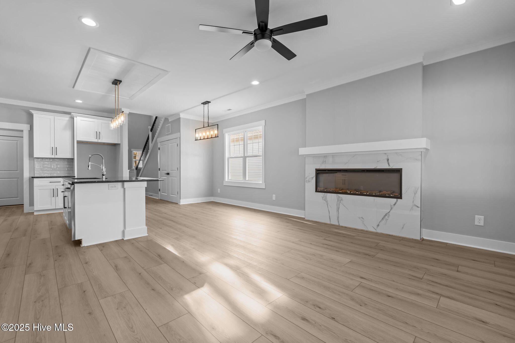 408 Summit Street Aberdeen, NC 28315 - Photo 9 of 37 22-web-or-mls-DSC07945