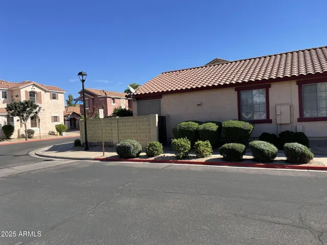 $397,000 | 965 South Heritage Drive, Gilbert, AZ 85296