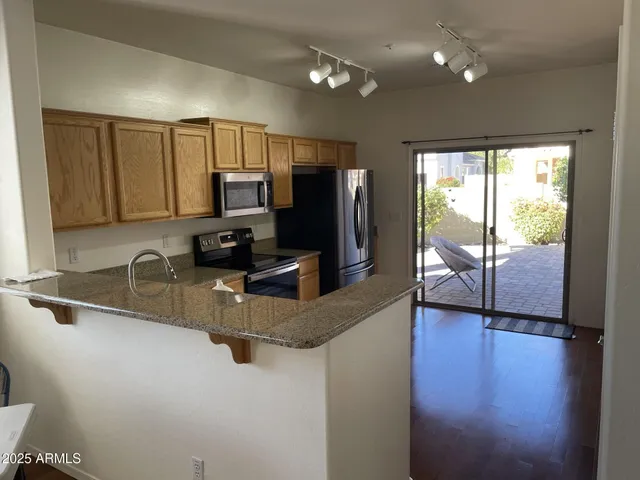$397,000 | 965 South Heritage Drive, Gilbert, AZ 85296