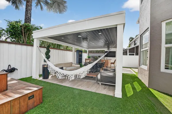 $1,550,000 | 11038 Baybreeze Way, Boca Raton, FL 33428