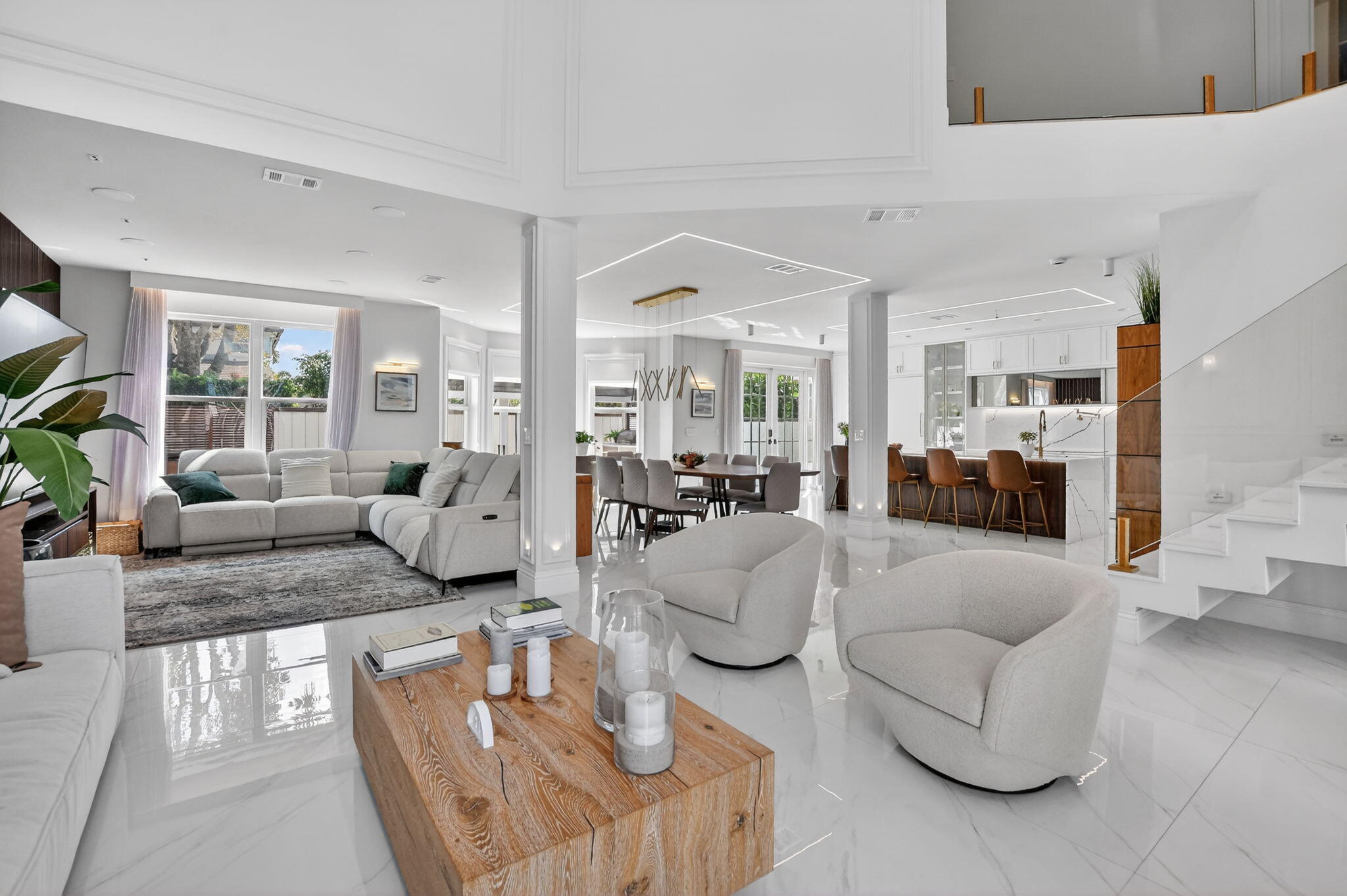 11038 Baybreeze Way Boca Raton, FL 33428 - Photo 9 of 95 a living room with furniture and a large window
