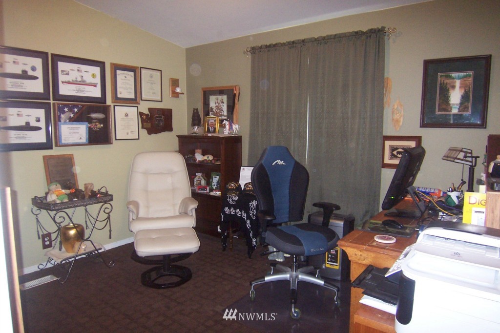 1380 Southwest Pine Road Port Orchard, WA 98367 - Photo 16 of 25 Gallery Image 16