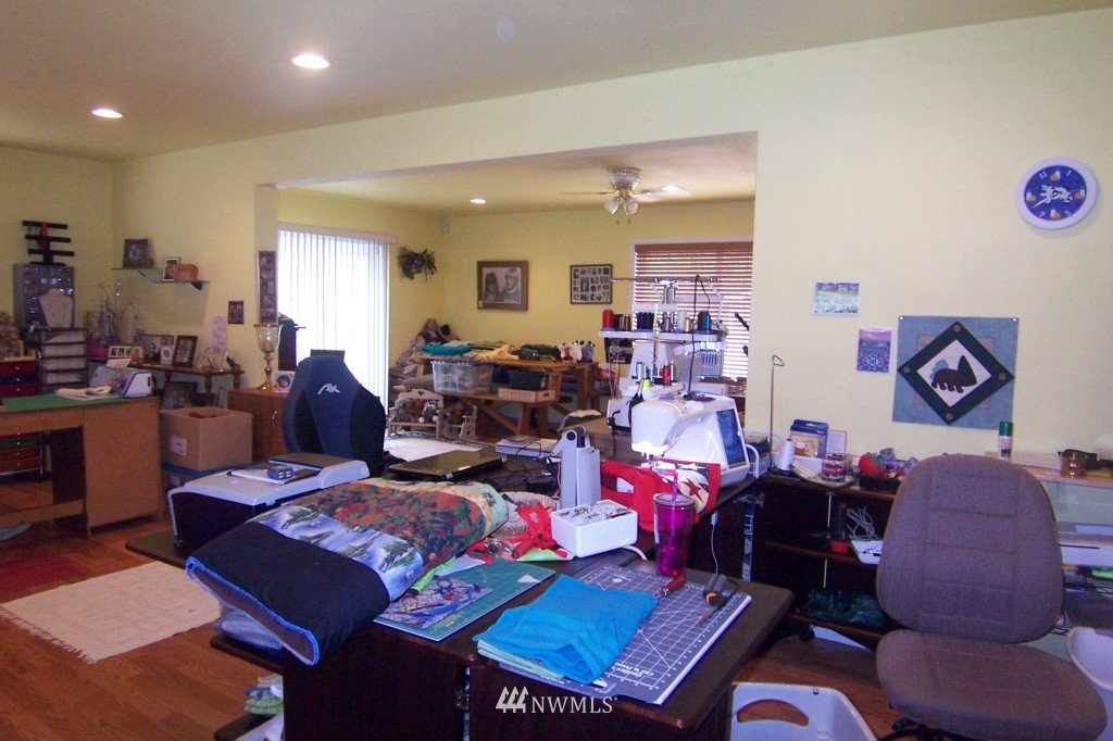 1380 Southwest Pine Road Port Orchard, WA 98367 - Photo 22 of 25 Gallery Image 22