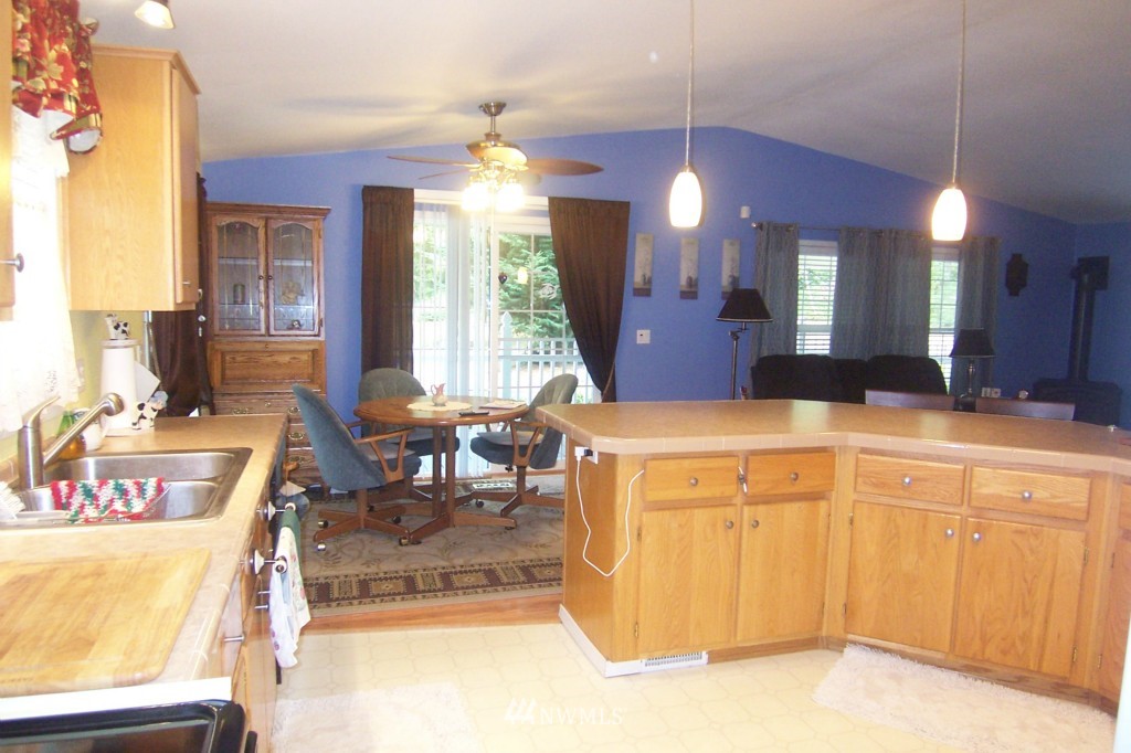 1380 Southwest Pine Road Port Orchard, WA 98367 - Photo 8 of 25 Gallery Image 8