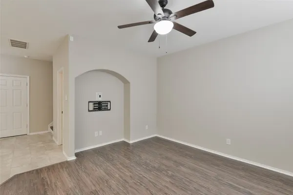 $1,750 | 6422 Encenada Green Trail, Humble, TX 77346