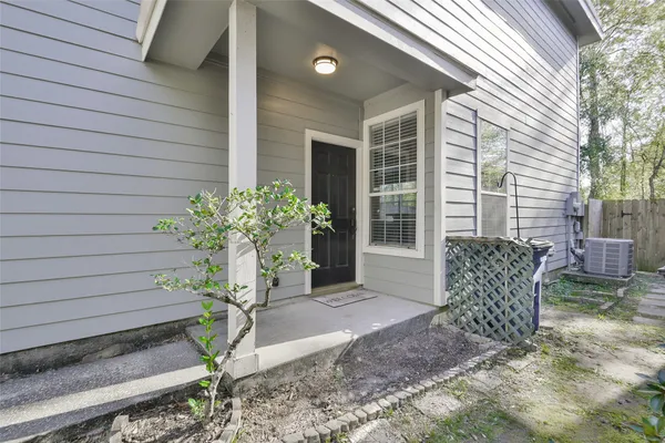 $1,750 | 6422 Encenada Green Trail, Humble, TX 77346