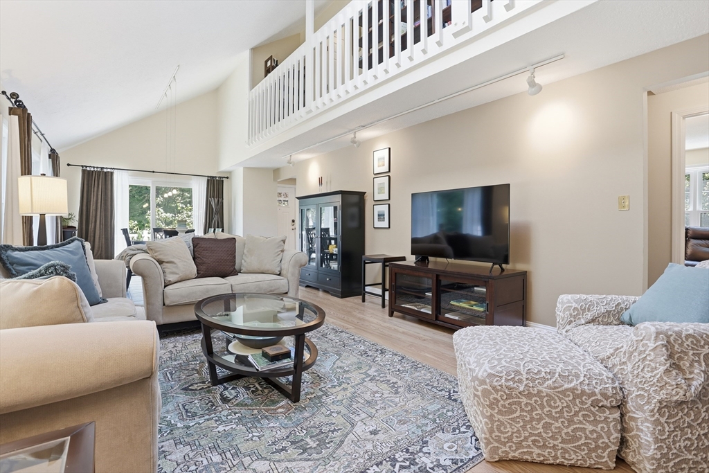 78 MacIntosh Lane, Unit 78 Boxborough, MA 01719 - Photo 12 of 41