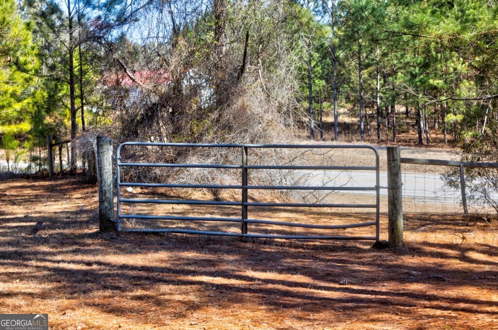 1401 Messex Road Millen, GA 30442 - Photo 50 of 51 a view of outdoor space and yard
