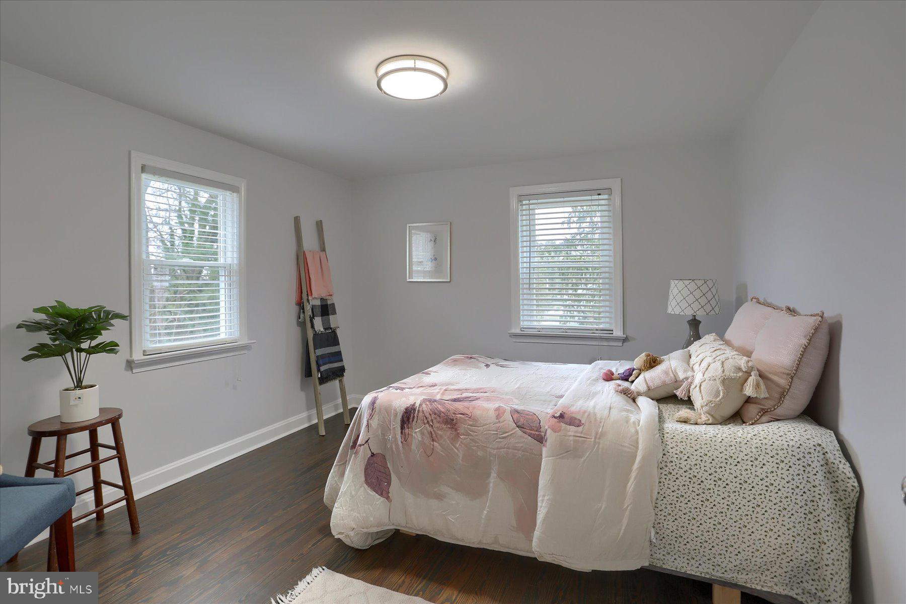 406 Rosedale Avenue Lancaster, PA 17603 - Photo 29 of 37 Bedroom 2 upstairs