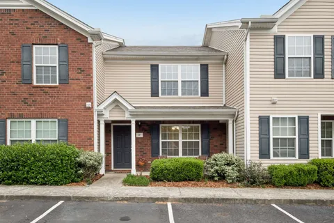 $255,600 | 107 Oak Valley Circle, Smyrna, TN 37167