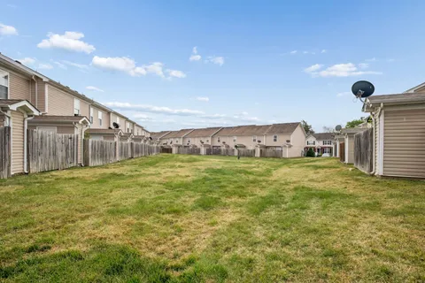 $255,600 | 107 Oak Valley Circle, Smyrna, TN 37167