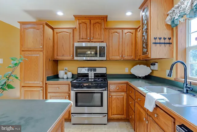 $315,000 | 393 West Aaron Square, Aaronsburg, PA 16820