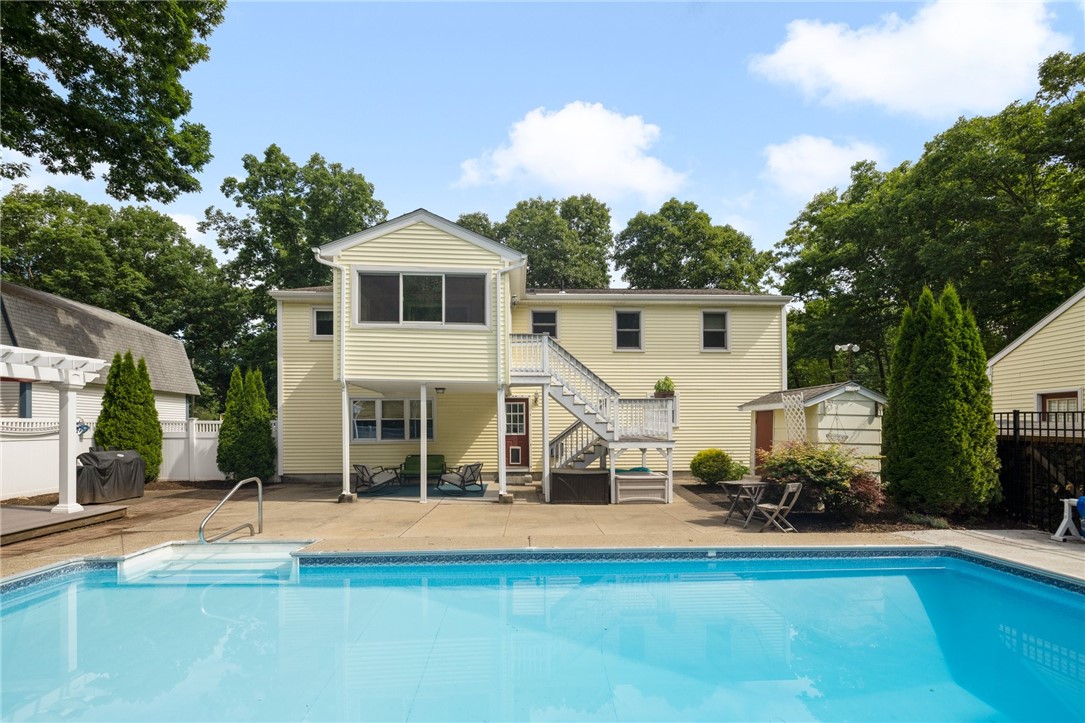 45 Harkness Road North Smithfield, RI 02896 - Photo 25 of 39