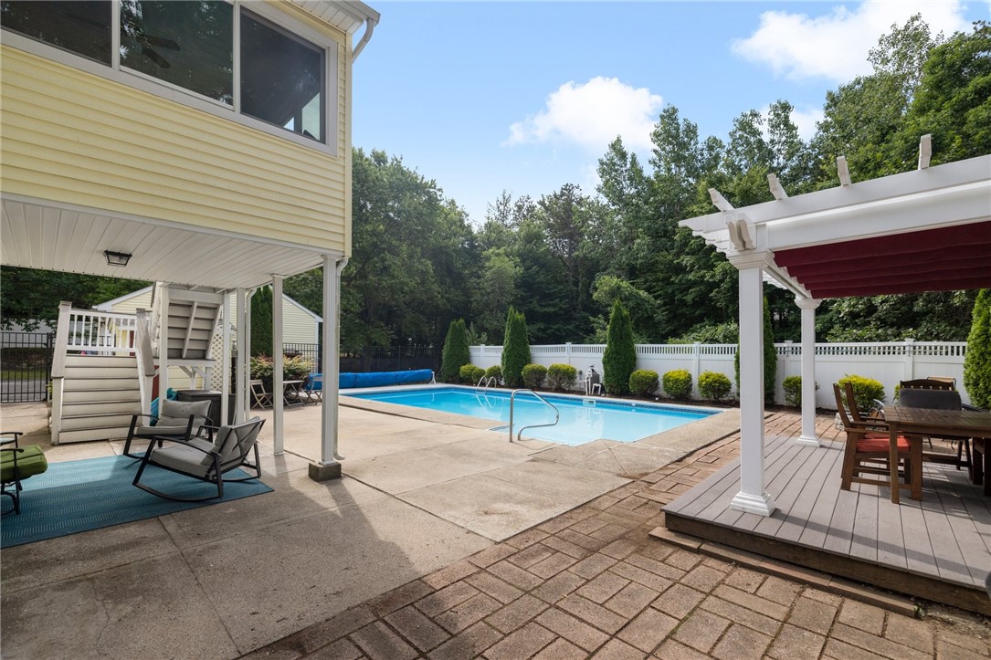 45 Harkness Road North Smithfield, RI 02896 - Photo 29 of 39