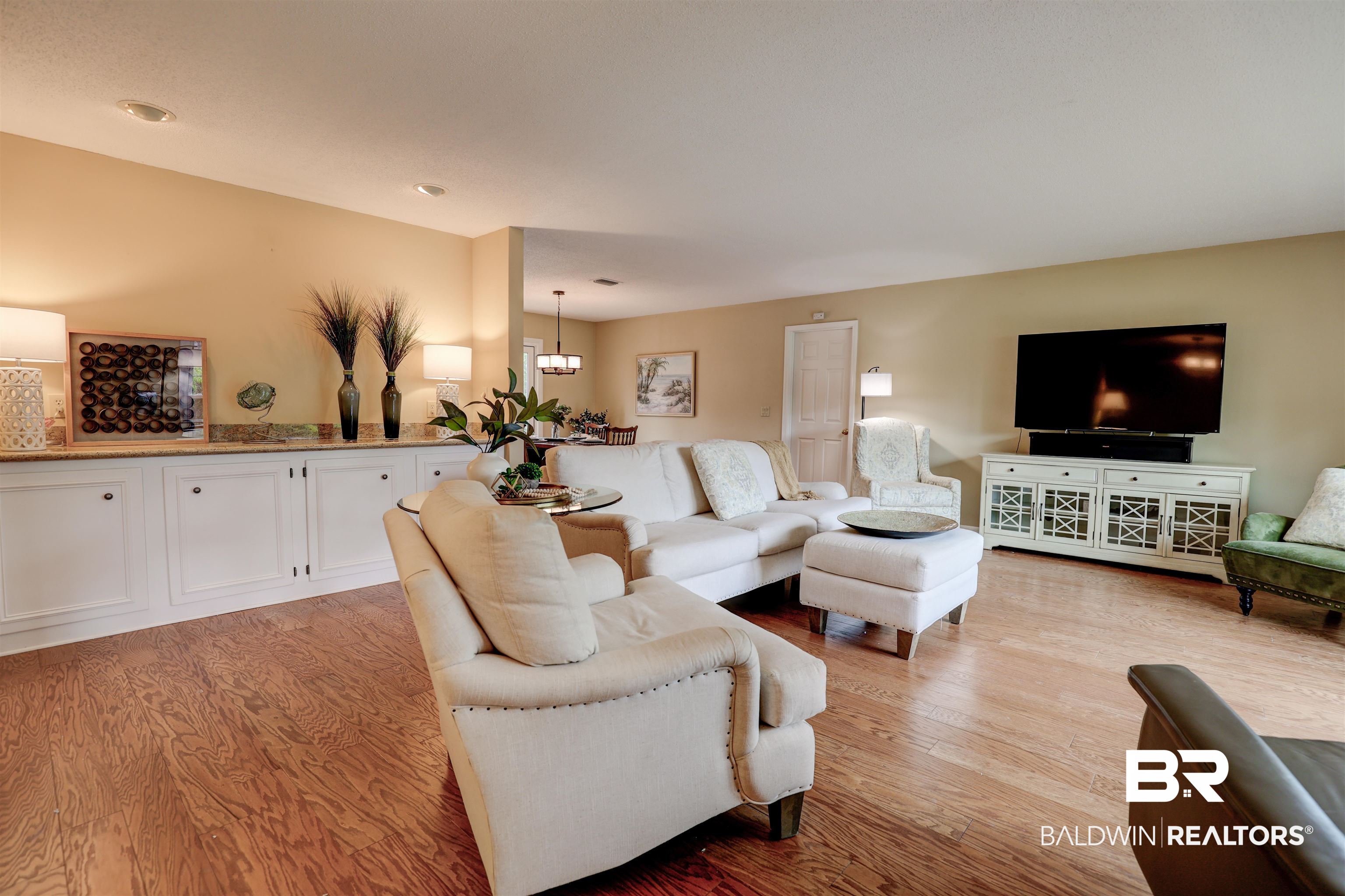607 Hancock Road Fairhope, AL 36532 - Photo 5 of 28