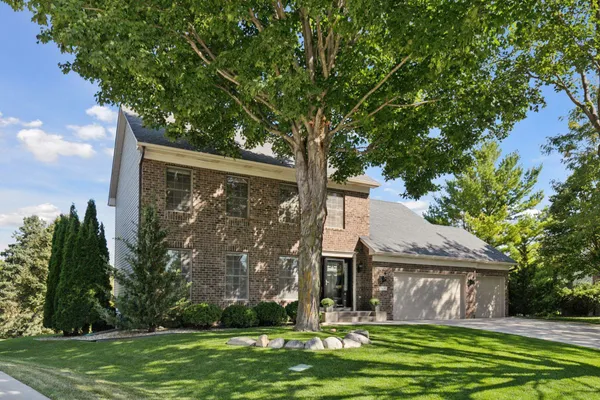 $525,000 | 13690 43rd Street Northeast, St. Michael, MN 55376