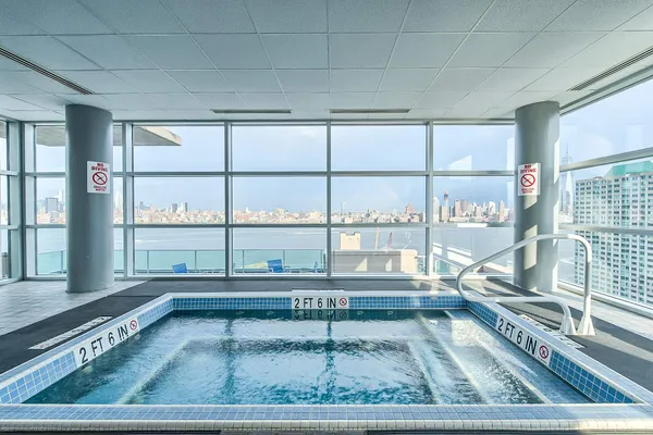 $925,000 | 20 Newport Parkway, Unit 2008S, Jersey City, NJ 07310