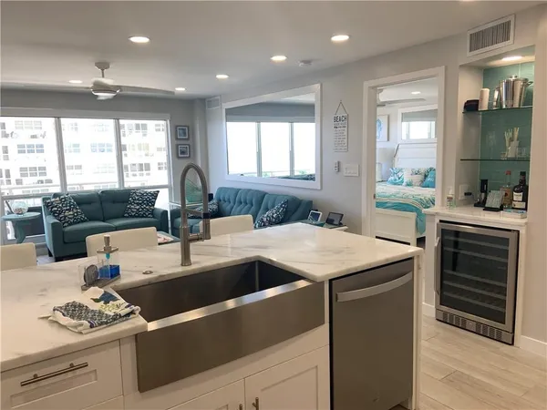 $3,900 | 133 North Pompano Beach Boulevard, Unit 507, Pompano Beach, FL 33062