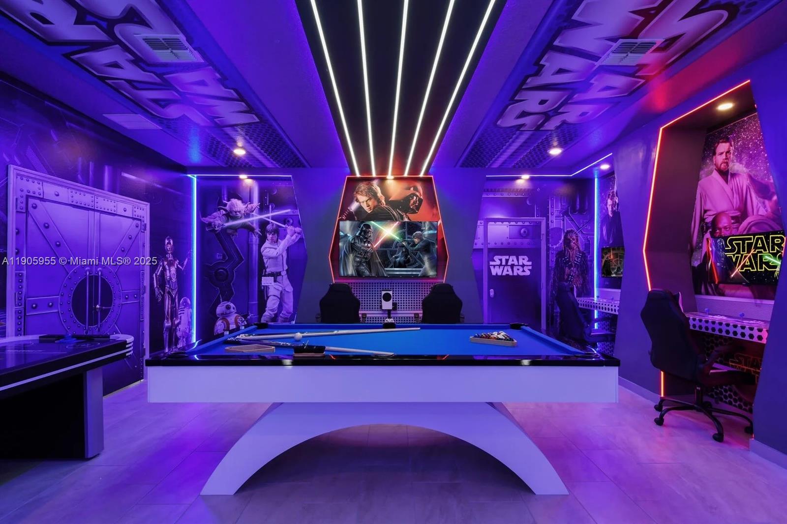 2993 Protagonist Street Kissimmee, FL 34746 - Photo 20 of 31 a room with furniture and musical instruments