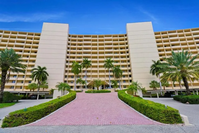 a view of a ocean from a balcony