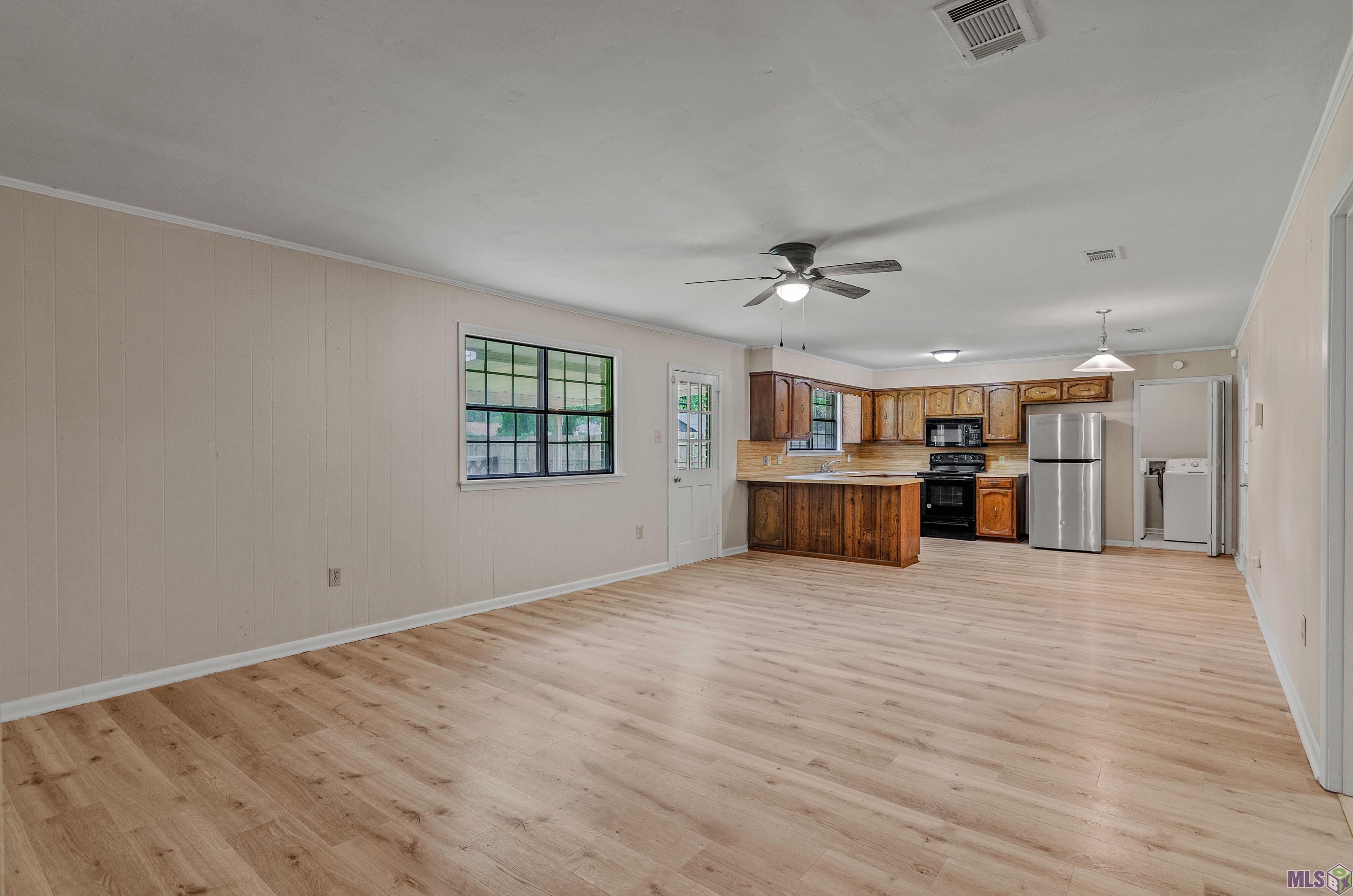 3033 Caroljack Drive Baton Rouge, LA 70816 - Photo 3 of 18