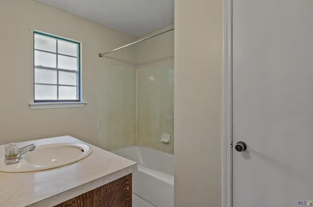 $205,555 | 3033 Caroljack Drive, Baton Rouge, LA 70816