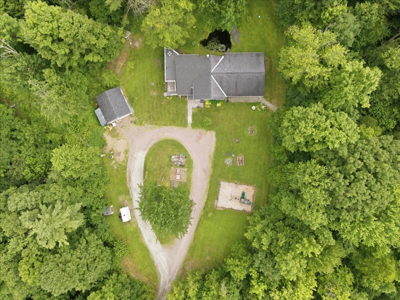 1093 East Hill Road Richmond, VT 05477 - Photo 53 of 57 Gallery Image 53