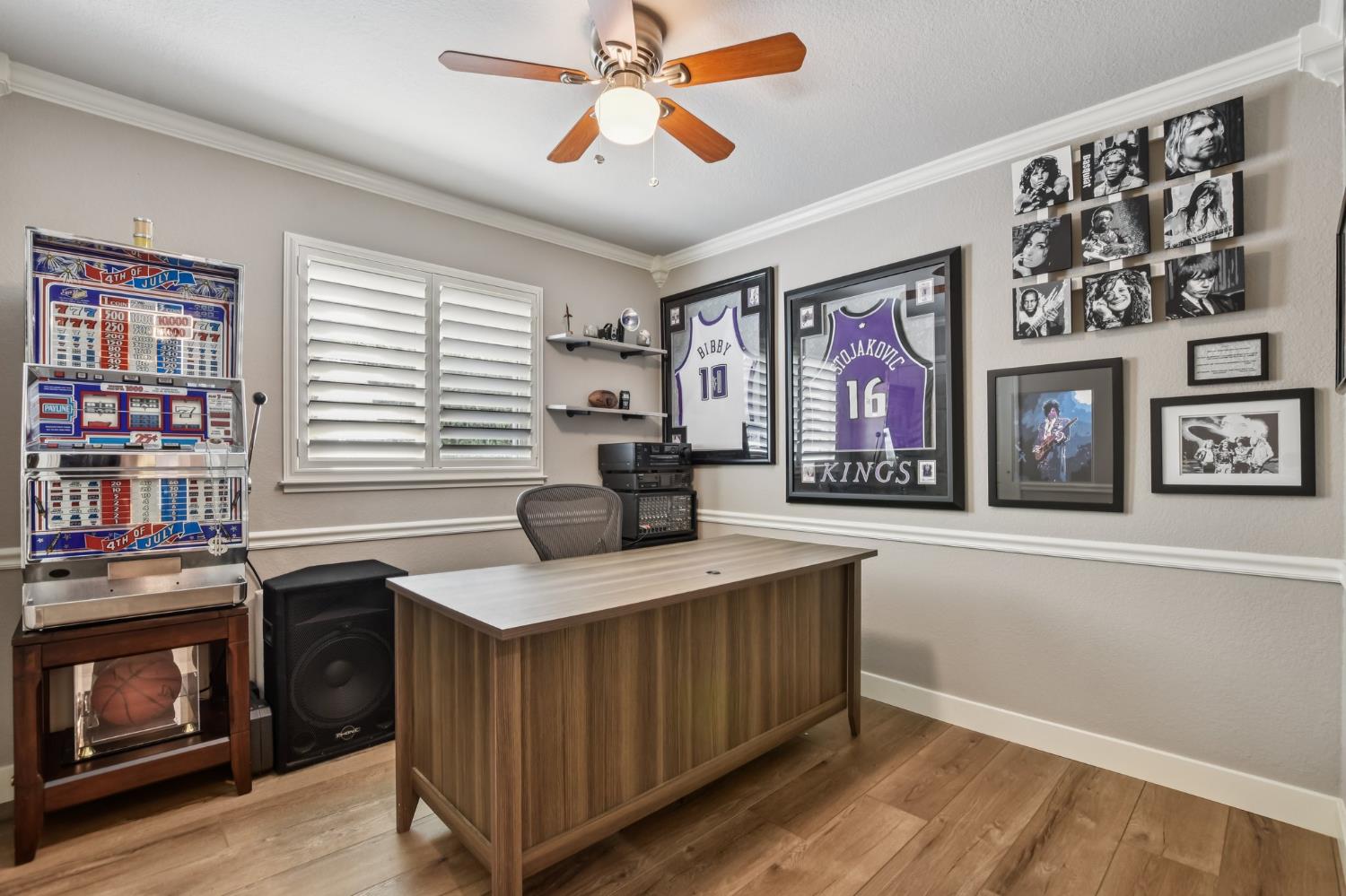 1304 Ridgecrest Way Roseville, CA 95661 - Photo 23 of 37