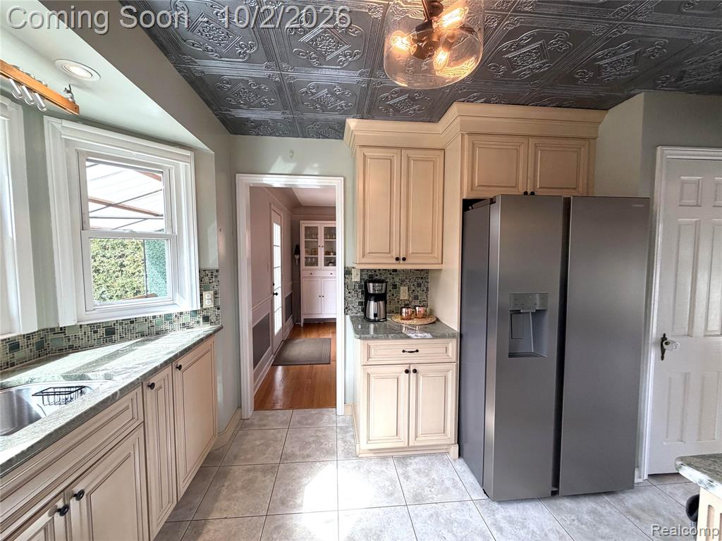 71 Vernier Road Grosse Pointe Shores, MI 48236 - Photo 14 of 50 Gallery Image 14