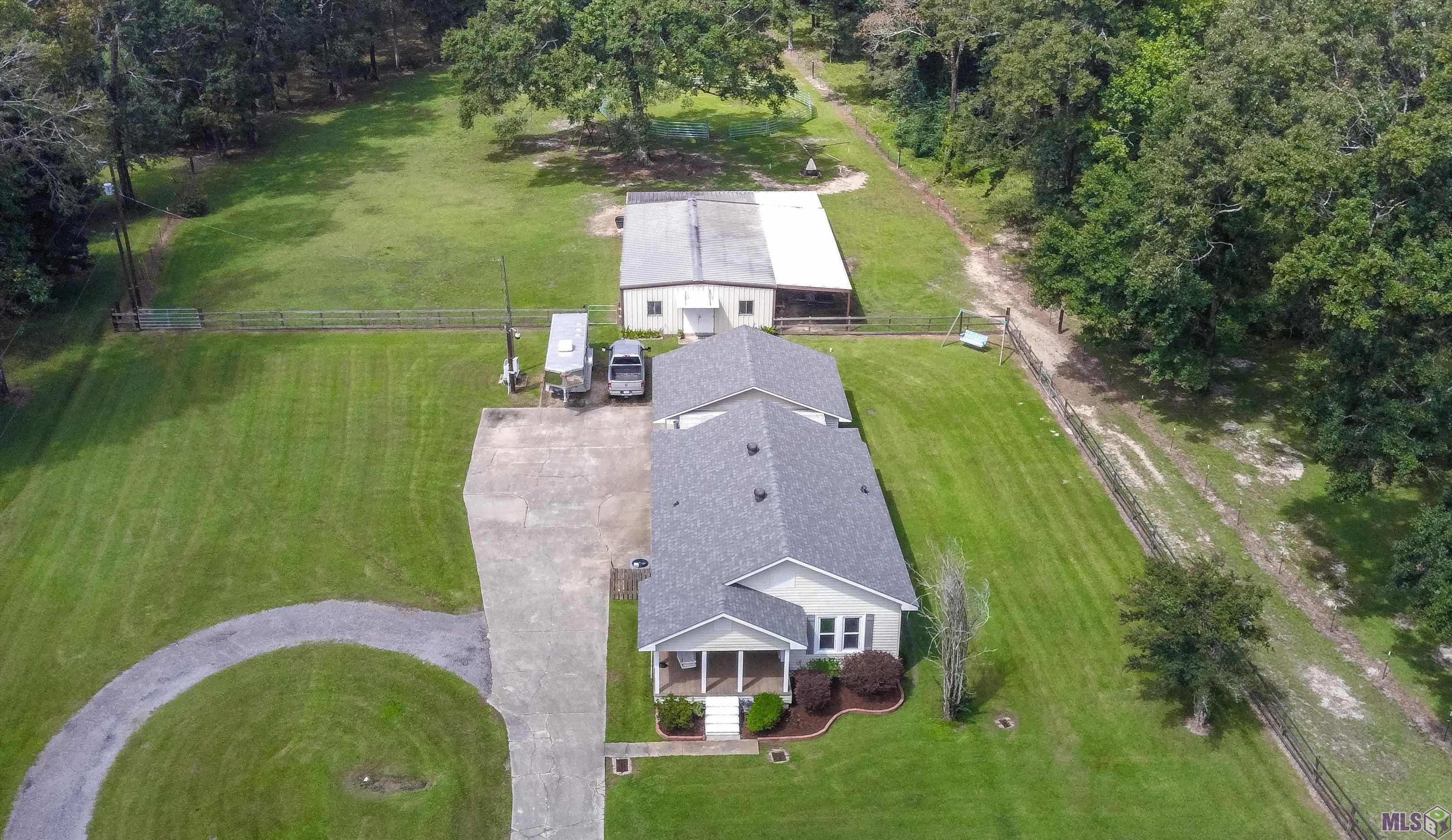 13863 Brown Road Central, LA 70714 - Photo 7 of 30 Home and Workshop