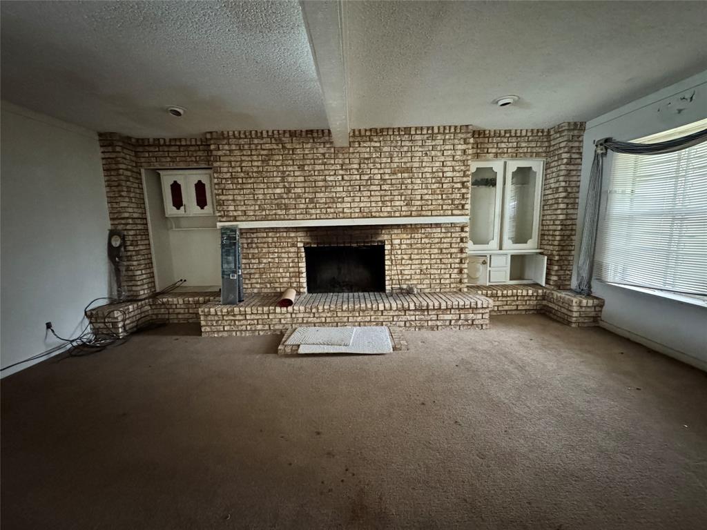 3909 Smothers Road Caney City, TX 75148 - Photo 8 of 35 an empty room with windows